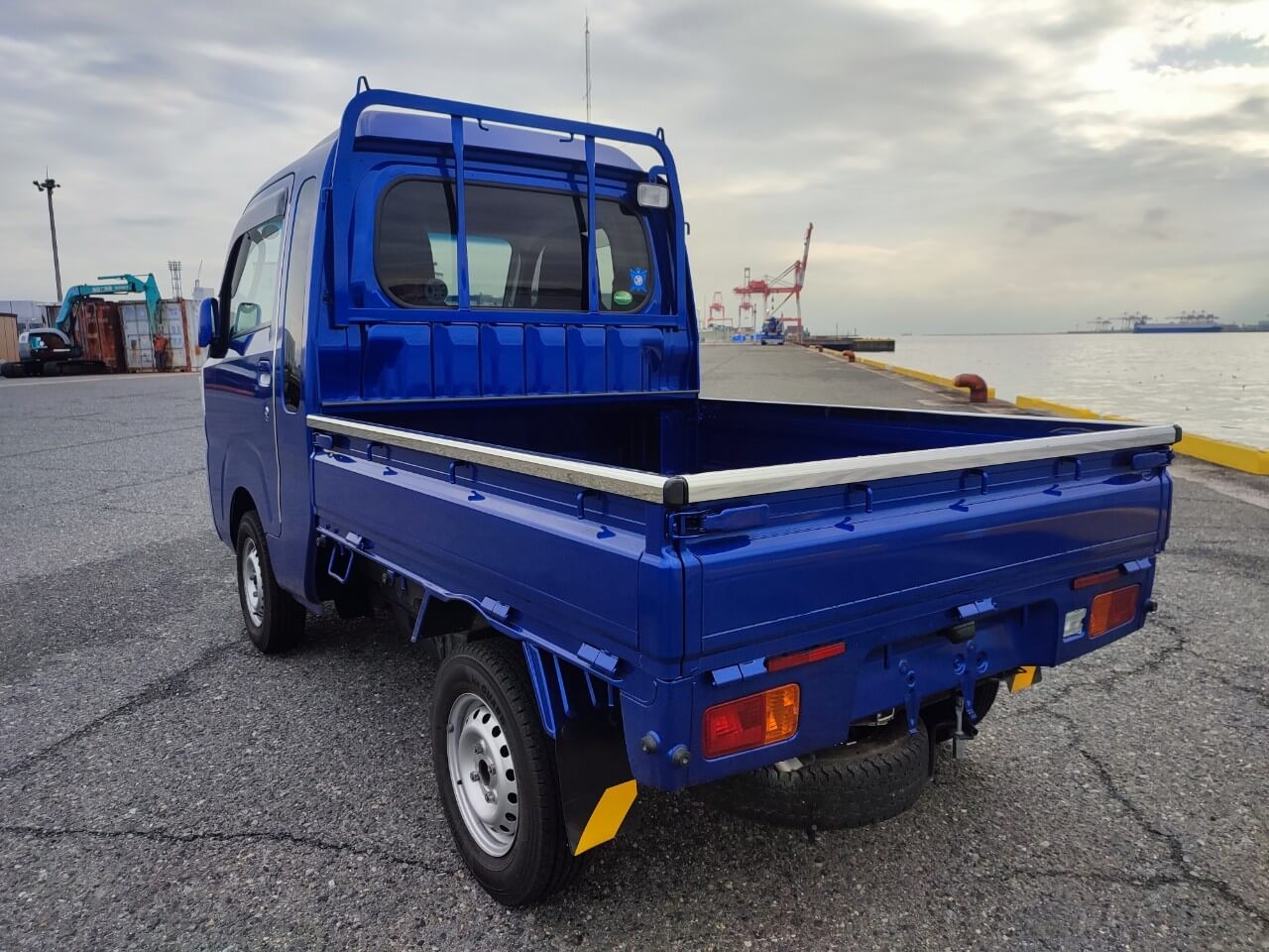 2016 Daihatsu Hijet Jumbo add image thumbnail
